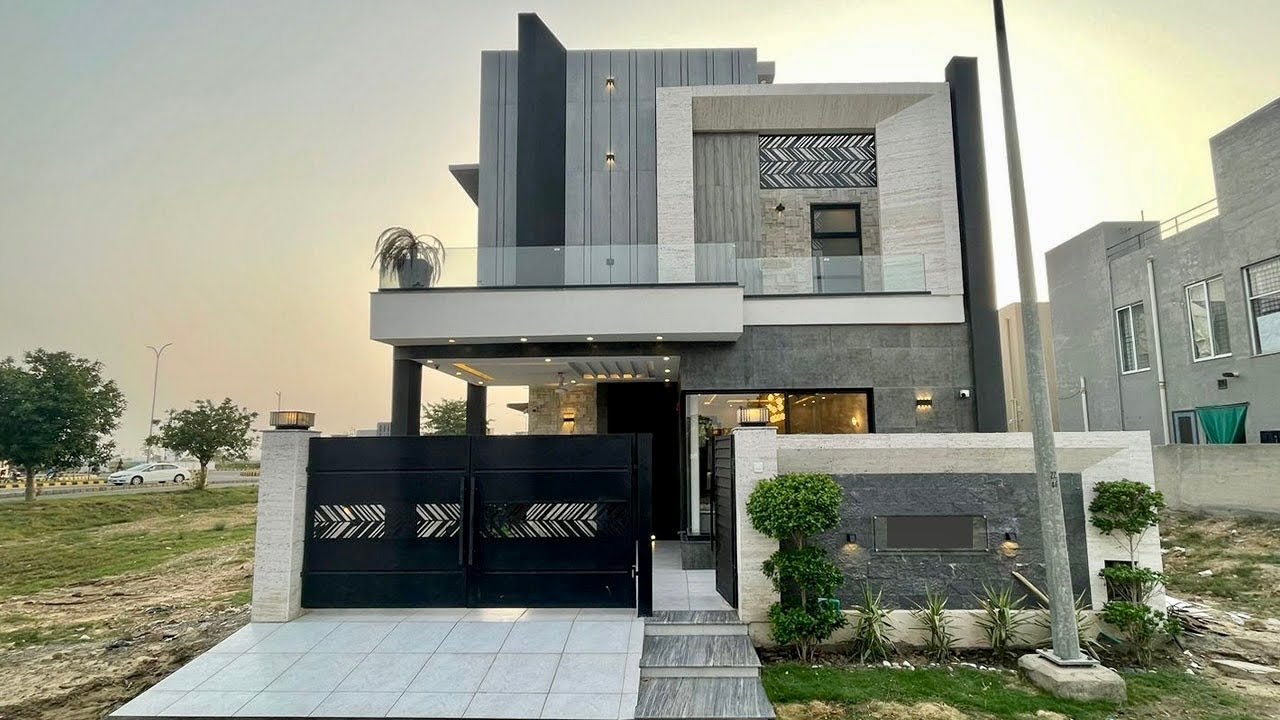 8 Marla Ultra Modern House for Sale in DHA Lahore
