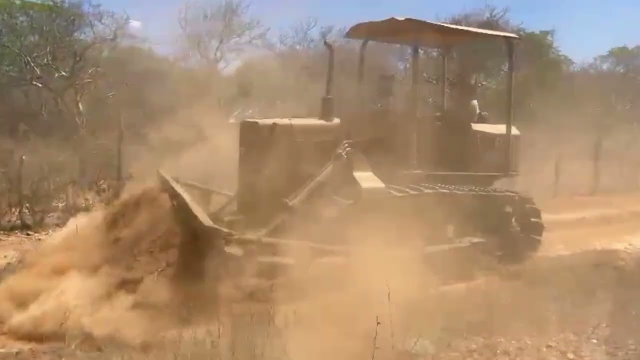 Fazendo Estrada Da Fazenda Jatobá #viralvideo #shortsvideo #shortsfeed #farming #agro #views