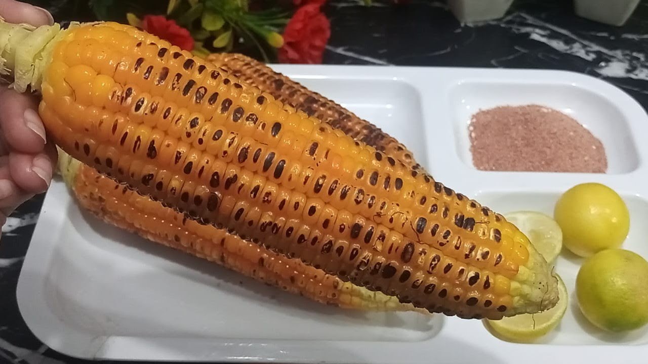Boiled corn recipe with masala |  how to make boiled corns🌽 by Kitchen with Fouzia