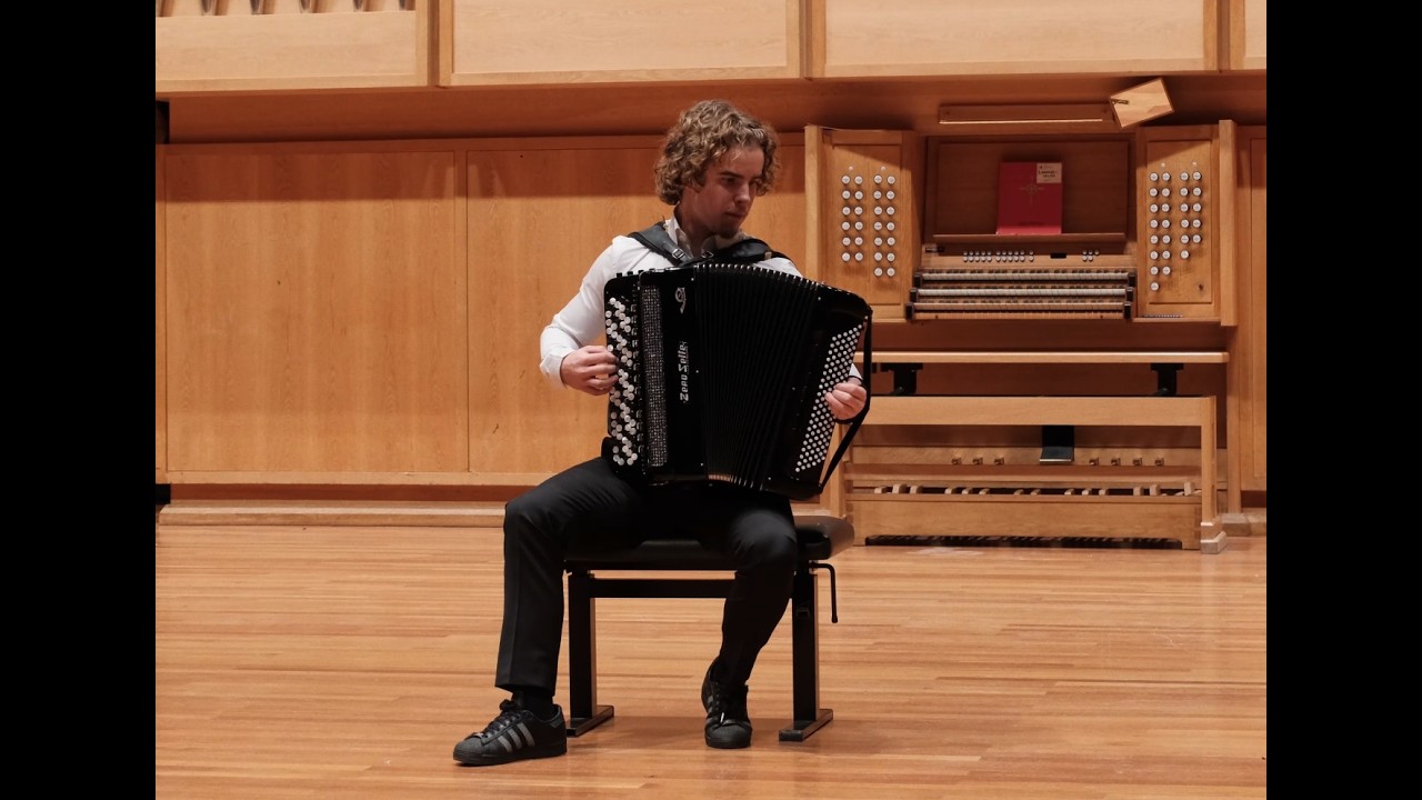Ritornell - (from Chloè), by Terje Bjørklund. Preformance by Mikkel Oma.