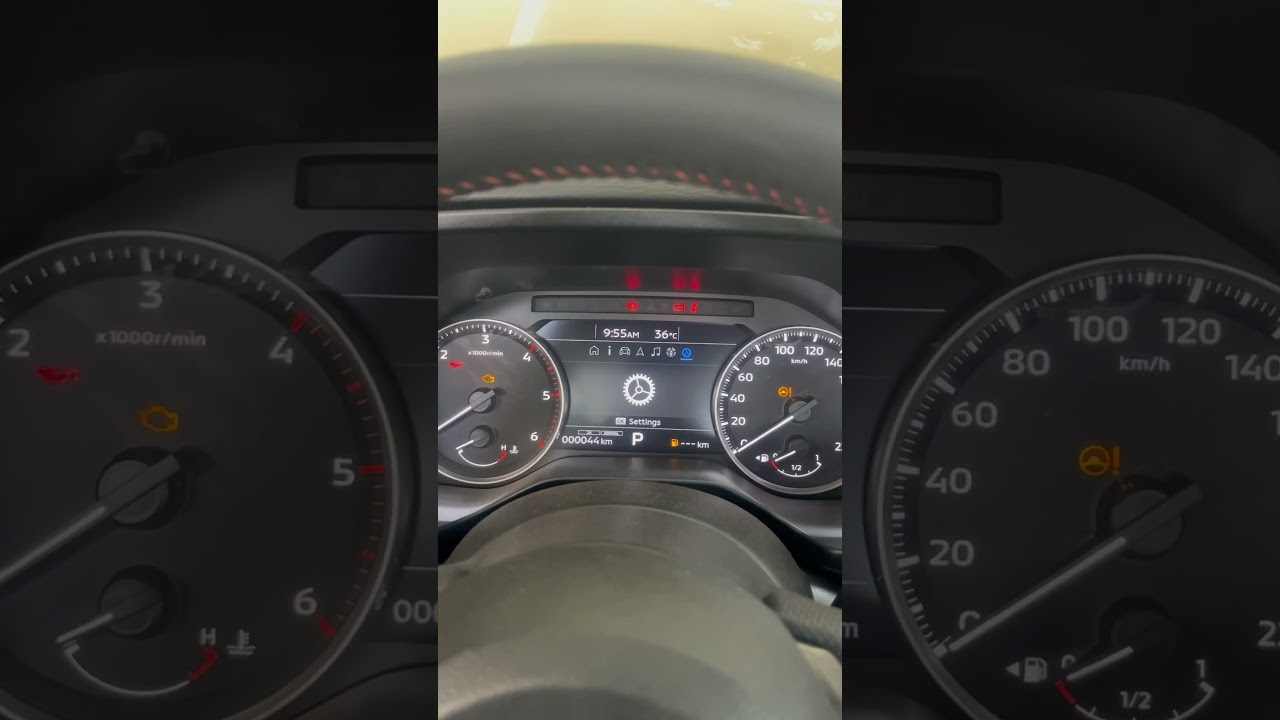 Mitsubishi triton 4N16 cluster display system
