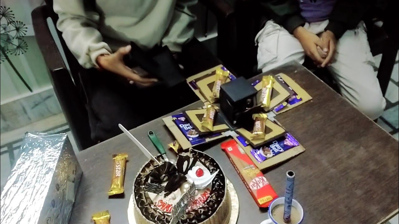 Danger gift Birthday Girl K liye 😅😅