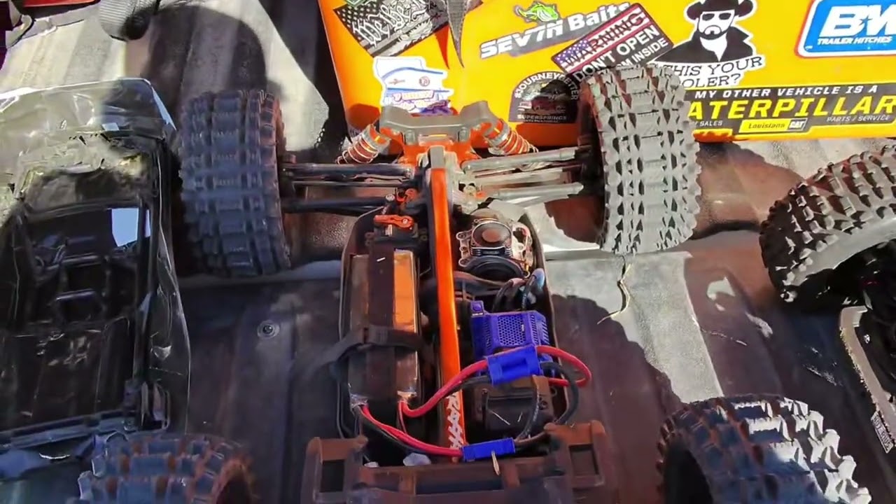 Just messing with the Traxxas sledge and Arrma Notorious both are a beast #traxxas #arrma #rcfun