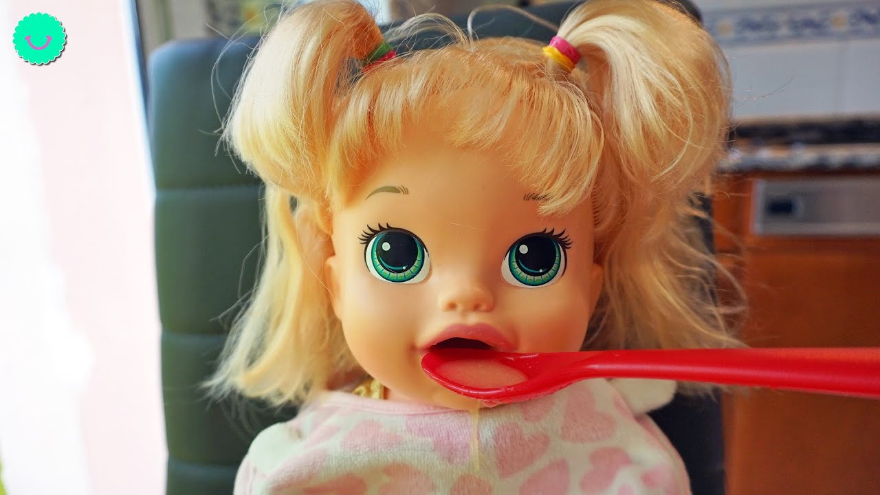 Sara come Sopita en su rutina de noche Muñecas Baby Alive