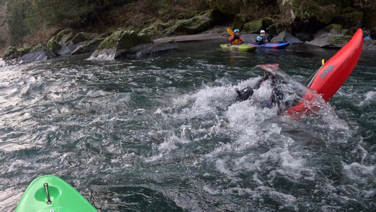 Kalama River Red Barn Section, 385 cfs, Kayaking, 1-25-2026