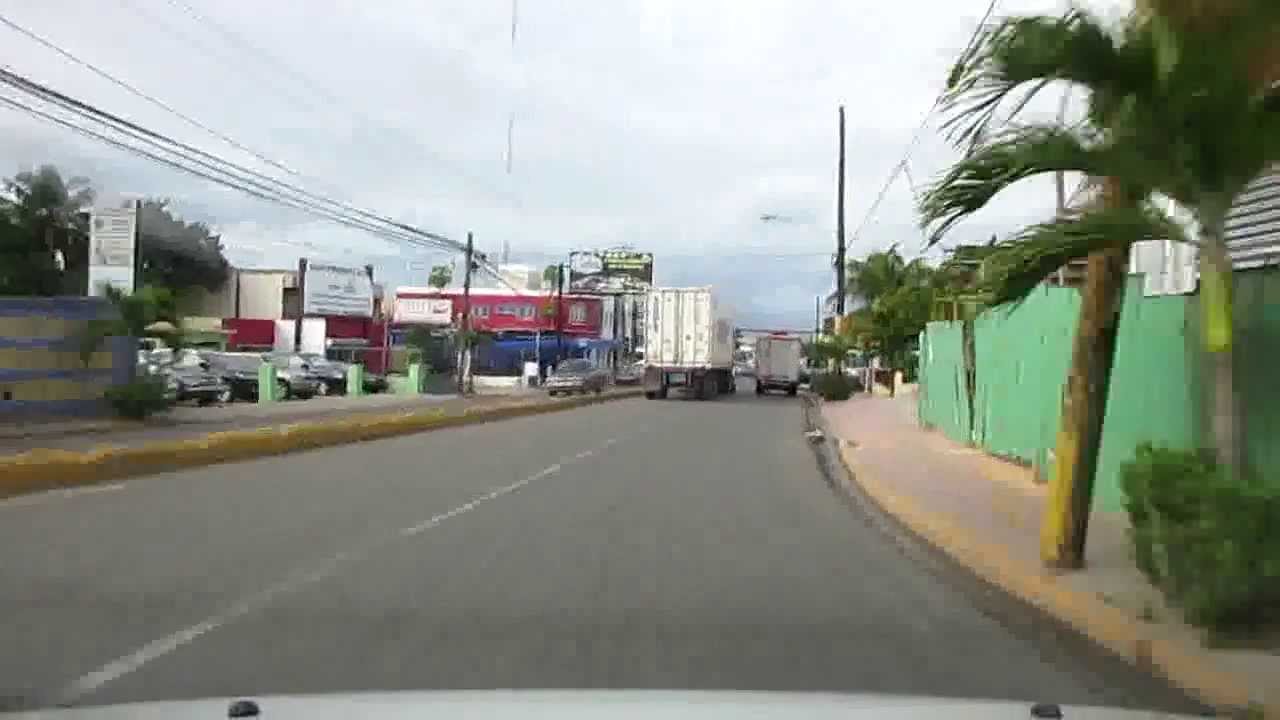 Un paseo por La Romana por varias calles principales