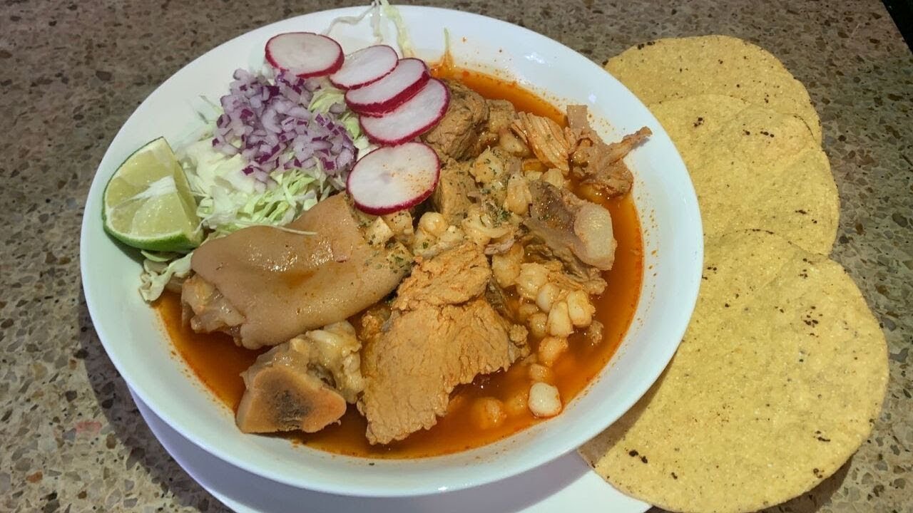 HOW TO MAKE PORK POZOLE