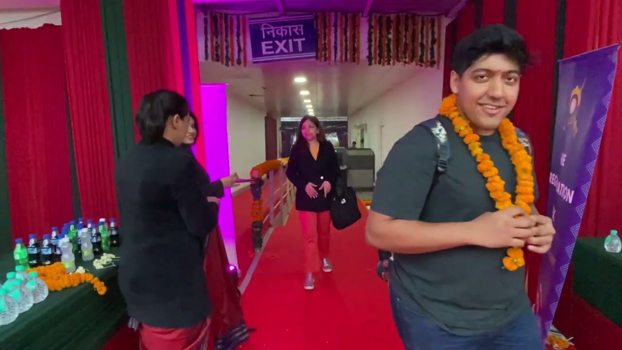 Deccan Odyssey Welcome Ceremony India Luxury Train Tour Departure India Trip Discount Tariff Cost