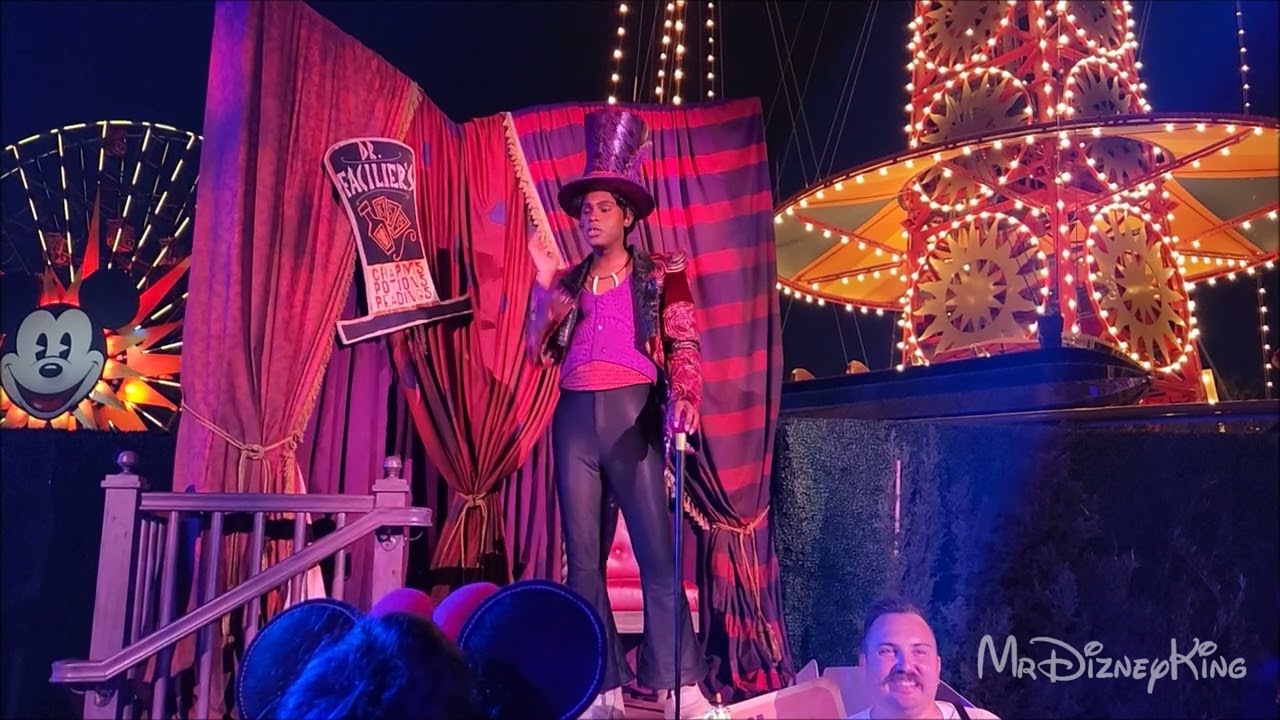 Dr Facilier READING Guests to FILTH! Meet & Greet at Oogie Boogie Bash 2022