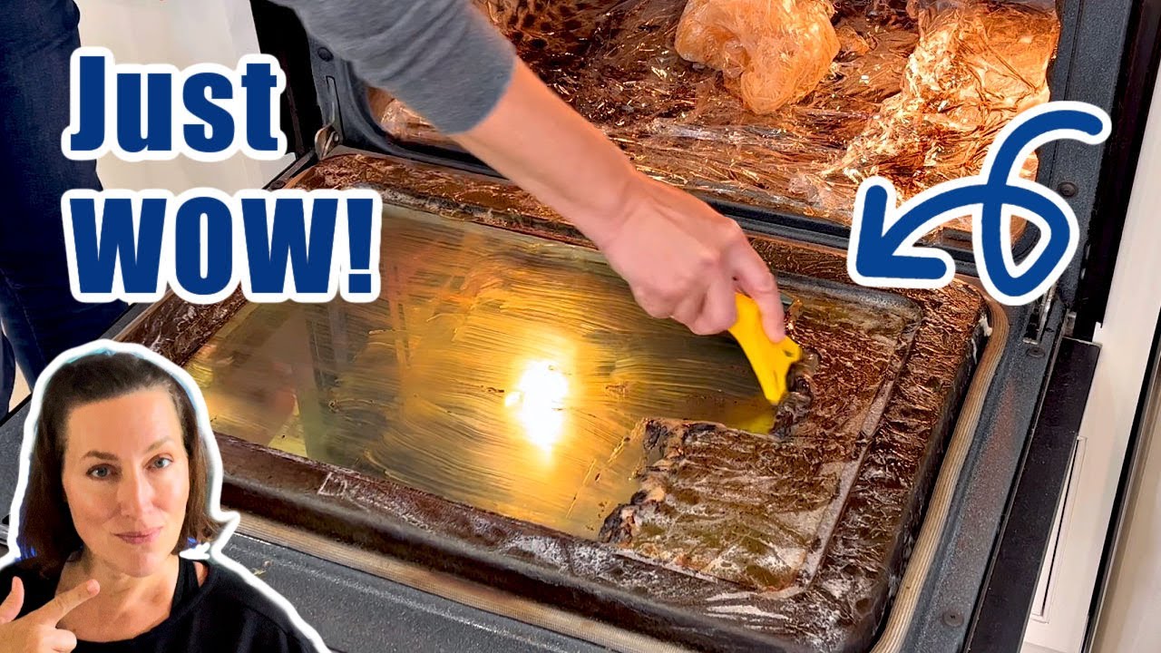 Использую чистящее средство Easy Off Oven Cleaner Fume Free для очень грязной духовки — убирайтес...