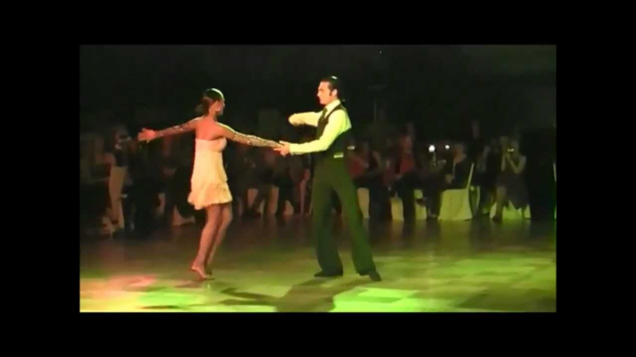 Mezza Luna (cha cha cha) - Adriano Celentano