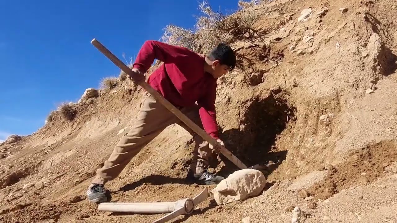 Crazy challenge! Boy builds a half-finished cave next to a cemetery😱😱