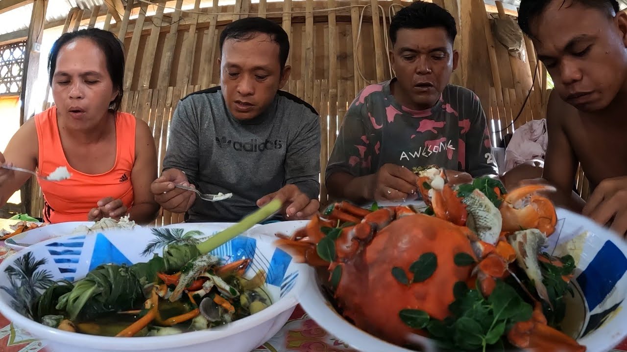P2. Ang Laki! Jackpot si Master, Nasa Loob ng Puno....