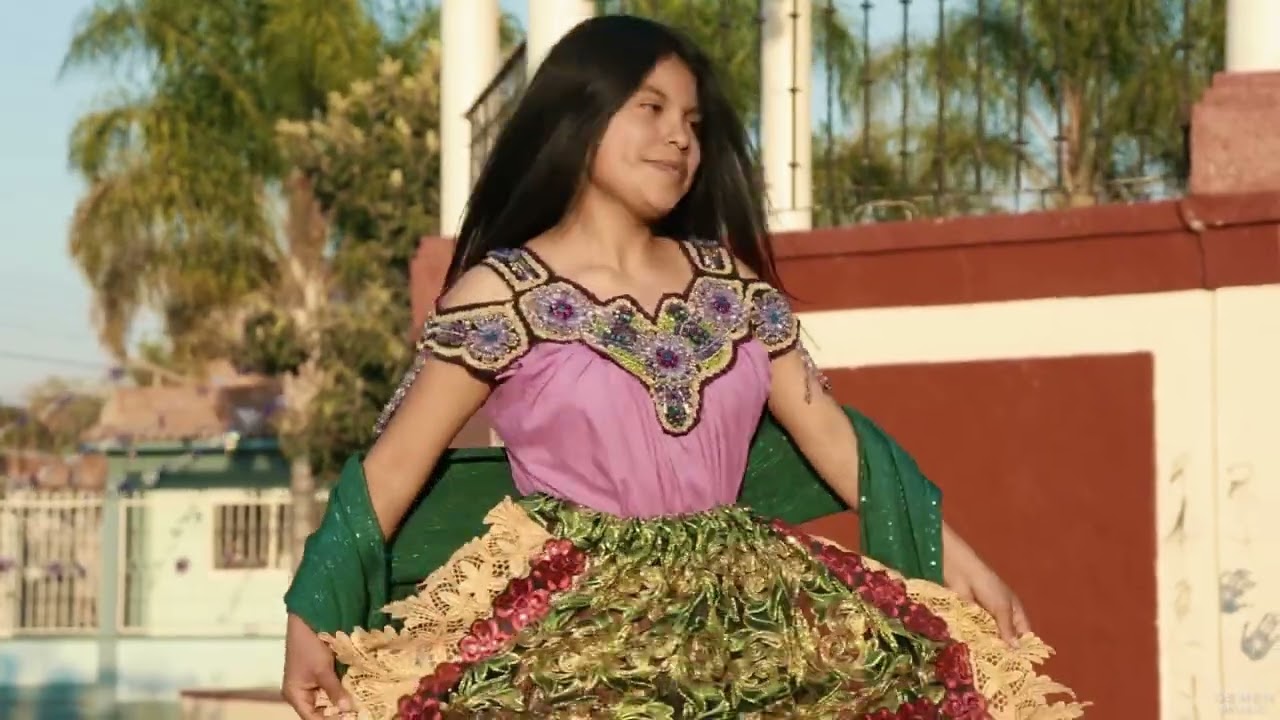 REYNA GUARECITA  - GRUPO XENCHAKUA