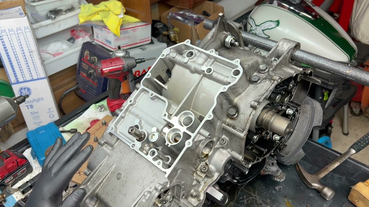 M109R Oil Pan Removal and Installation