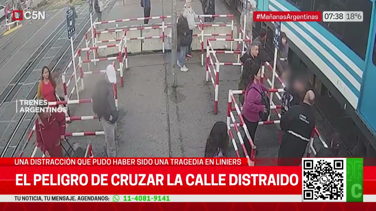 DISTRACCIÓN y MILAGRO en LINIERS: MIRABA el CELULAR, lo GOLPEÓ el TREN y se SALVÓ