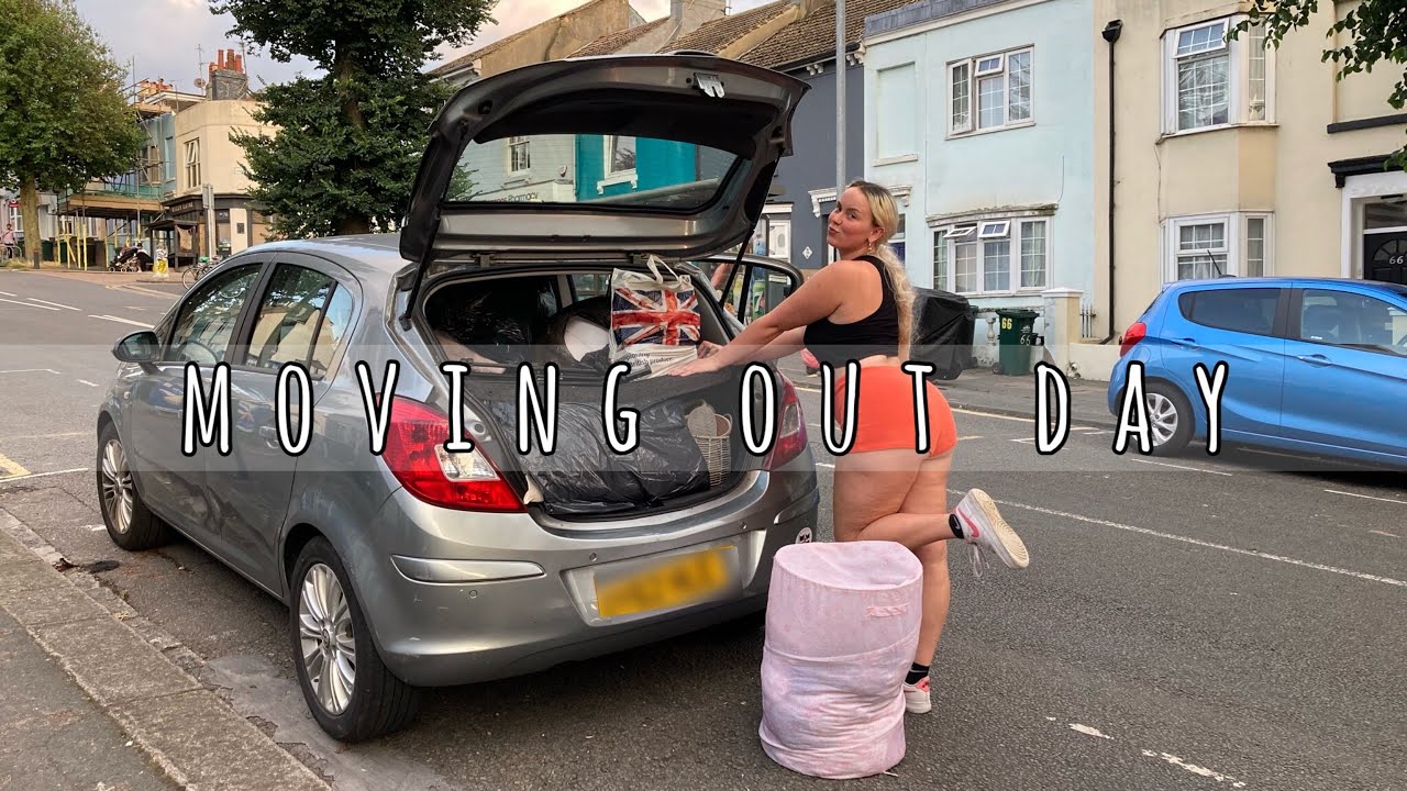 moving into my third year university student house 🏡🏘
