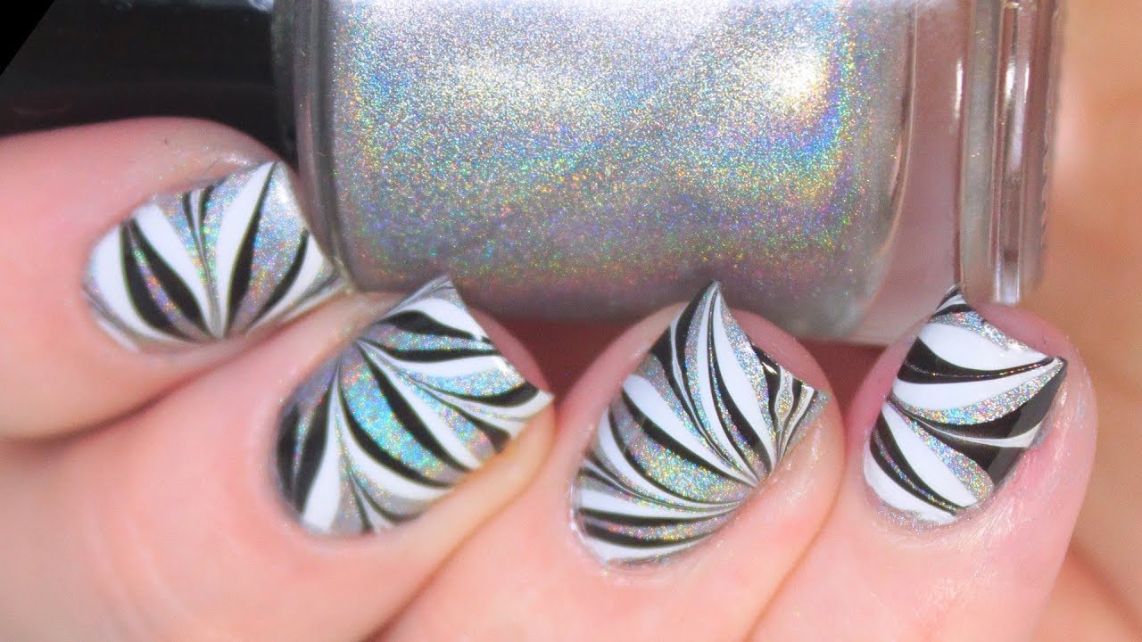 HOLO WATER MARBLE ON SHORT NAILS