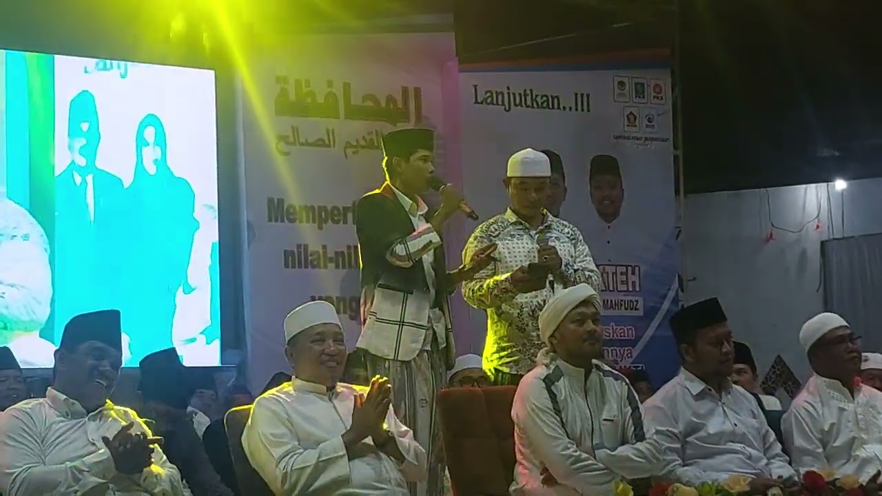 Sampang Bersholawat Bersama at-taufiq Colab Mat tumbuk feat Valen da5. Dlm acara 