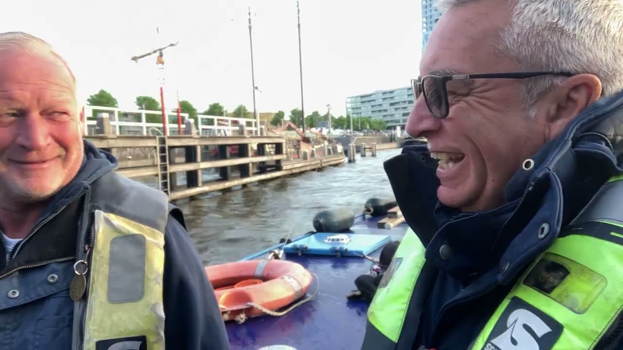 Vlog 74 Rudy & Cor WAT DOET HET LEGER IN AMSTERDAM? En wat zit er in de schroef van de motor? 😲😲😲