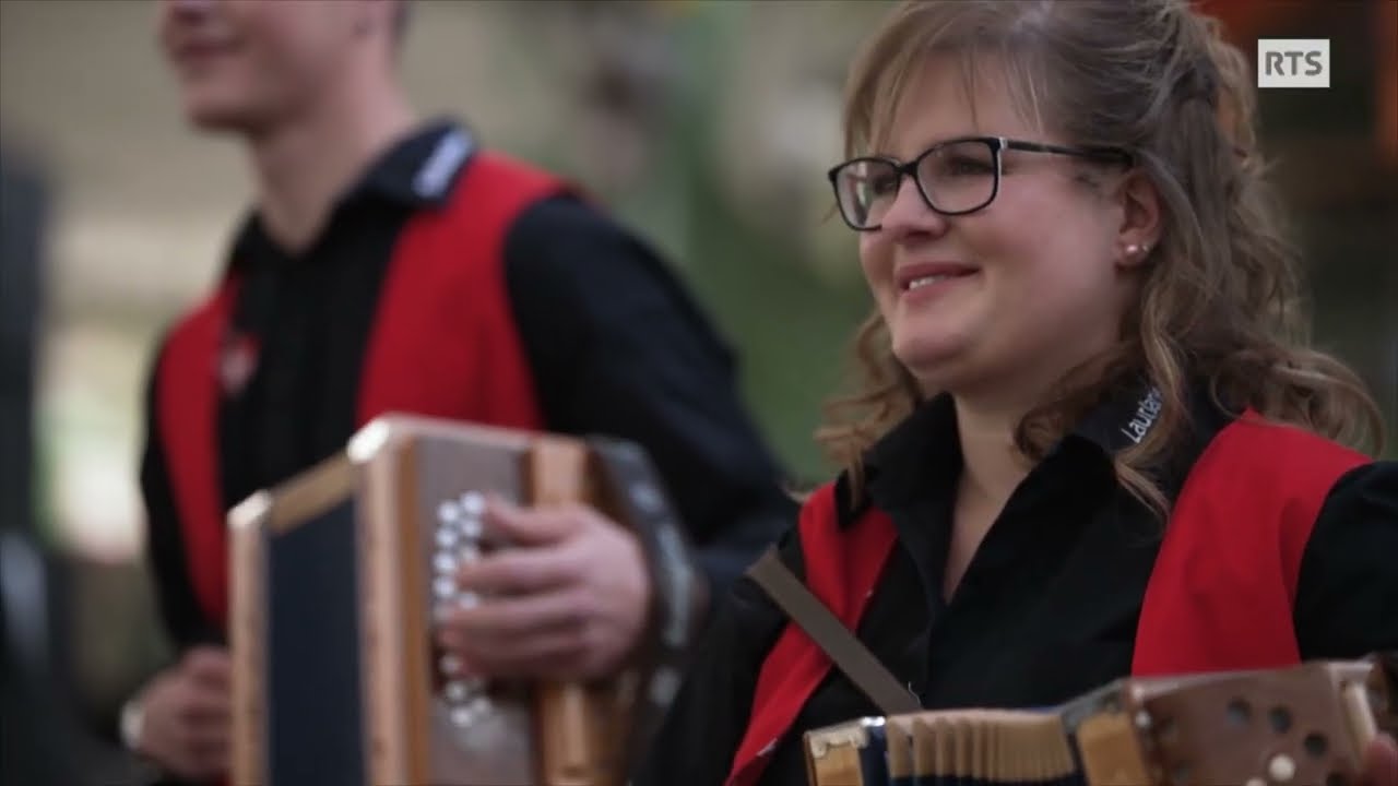 Kiosque &agrave; musique Les Suiss'm&eacute;lodie
