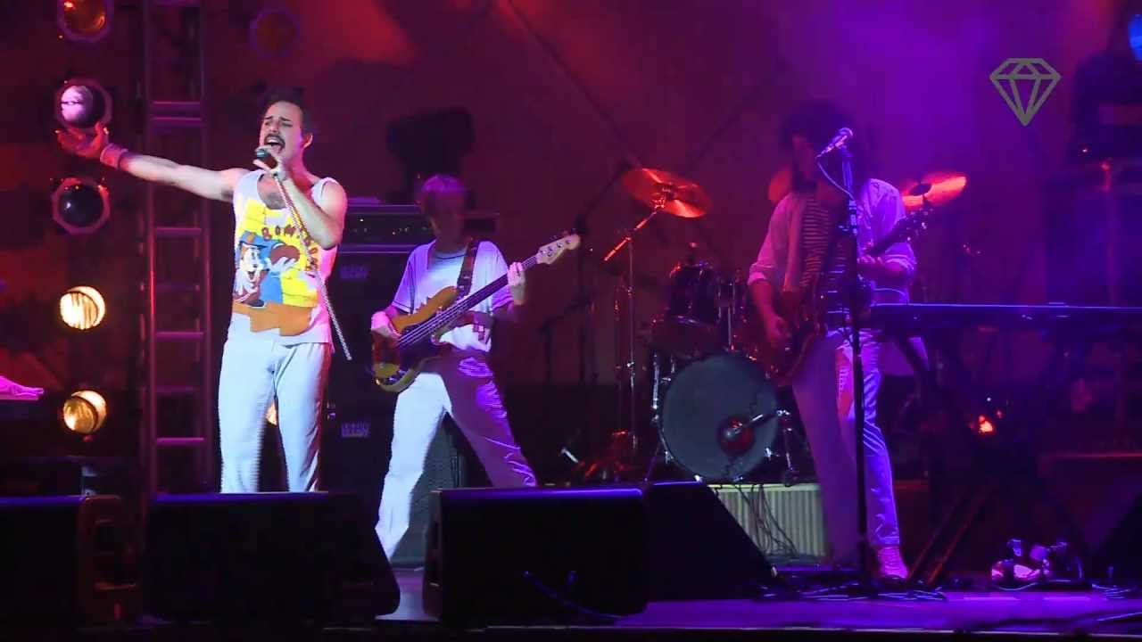 God Save the Queen - A Kind of Magic (LIVE at CINE JOIA 20/SET/12)
