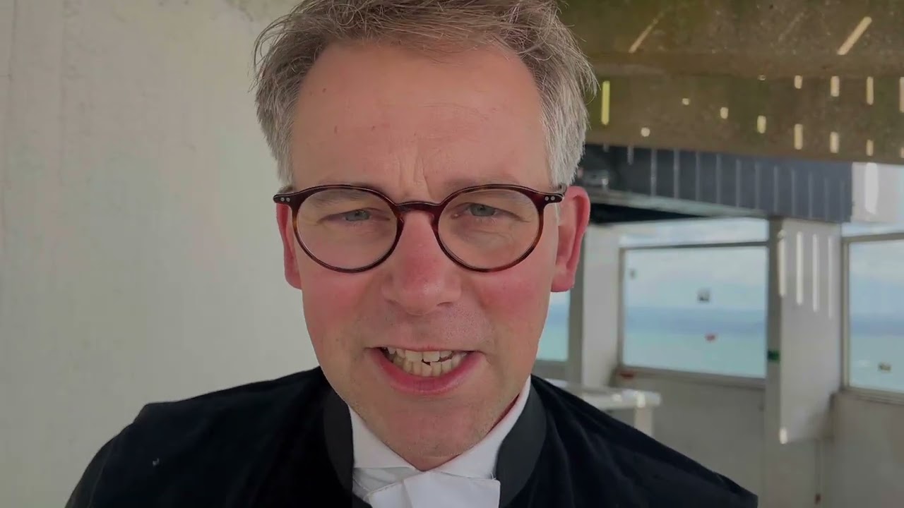 Dominee Gerco Lock stijgt tot grote hoogte