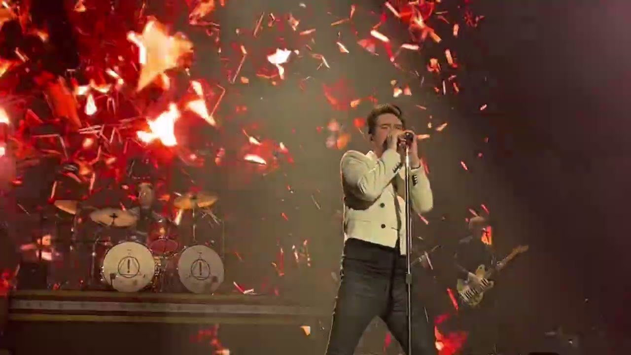 PANIC! AT THE DISCO - Victorious (Vienna 20.2.2023)