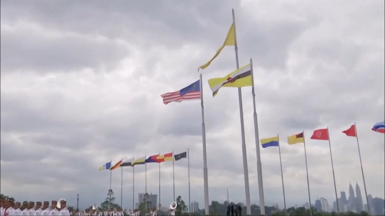National Anthems of Brunei & Malaysia - State Visit of the Sultan of Brunei to Malaysia