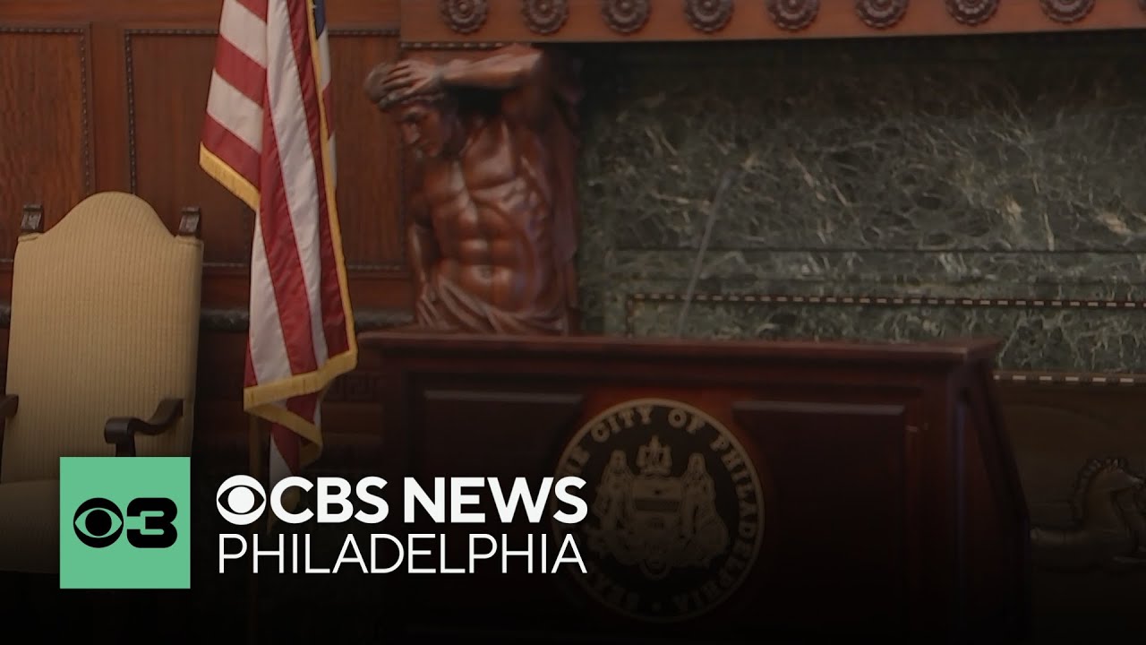 Mayor Parker holds press conference after tentative agreement with DC 47