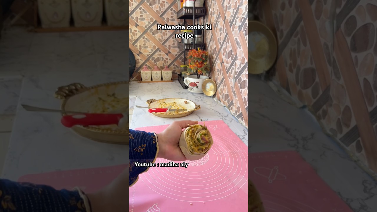 Palwasha cooks ki recipe #pratha #pakora pratha #recipe #ytshorts