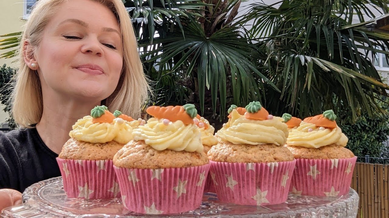 Saftige Karotten-Nuss Cupcakes und fantastischem Frosting zum Verlieben ❤️ Einfaches Rezept Muffins
