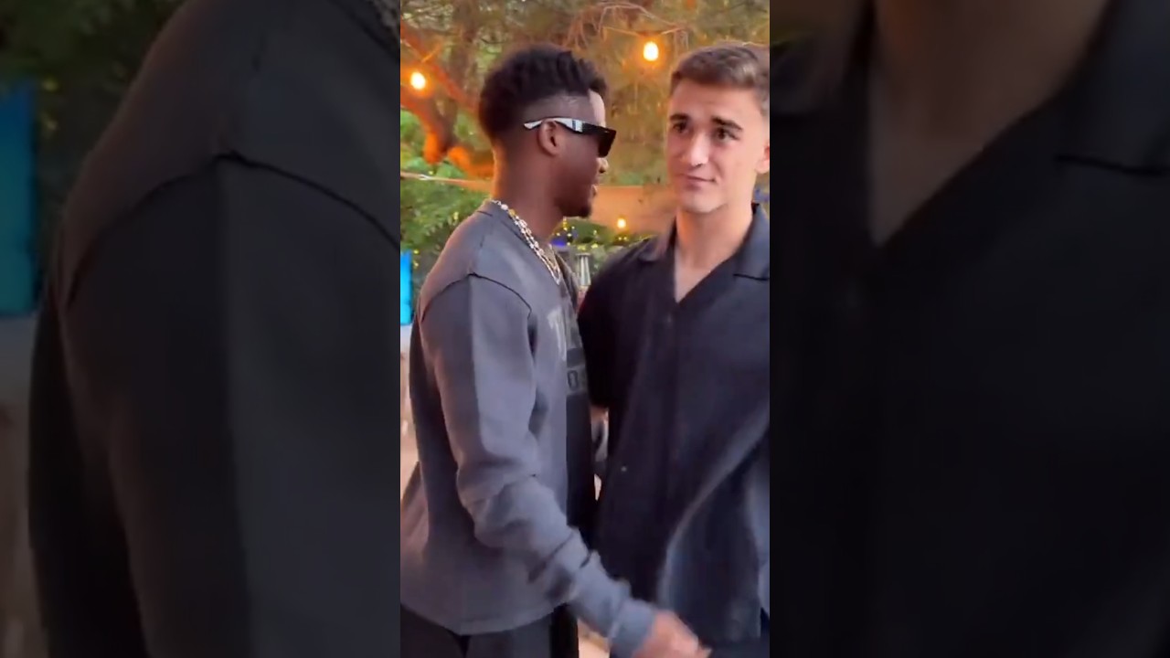❤️ Ansu Fati et Gavi lors du d&icirc;ner du Bar&ccedil;a pour f&ecirc;ter le titre en Liga #football #shorts
