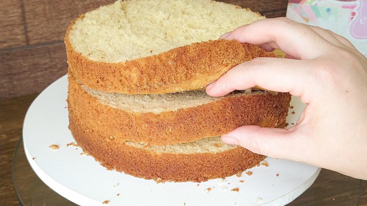 MASSA DE BOLO DE ANIVERSÁRIO SIMPLES E FOFINHA , MASSA DE BOLO FÁCIL