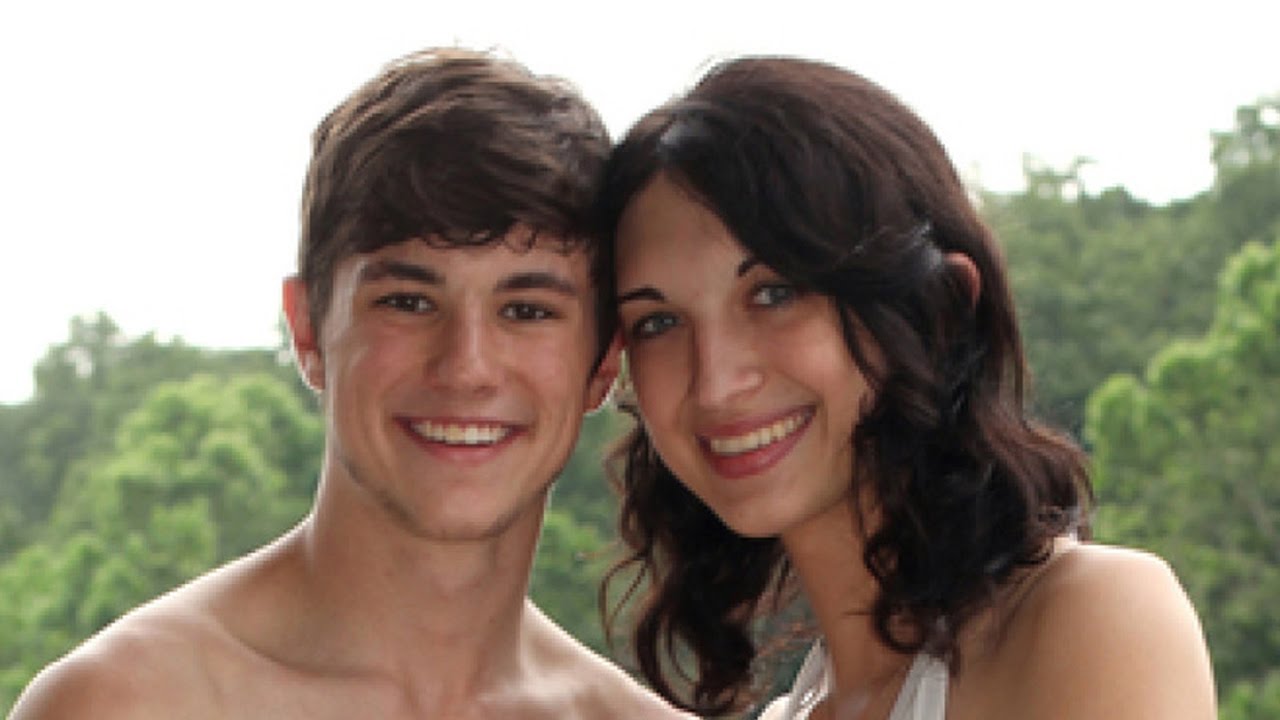 Internet's Cringiest Couples