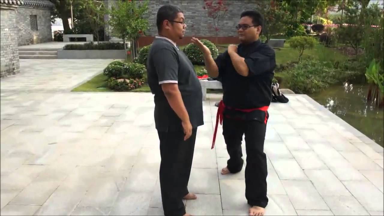 Silat Lian Ilham a buah pukul system. Pelampas or striking drills, performed by Cikgu Ali