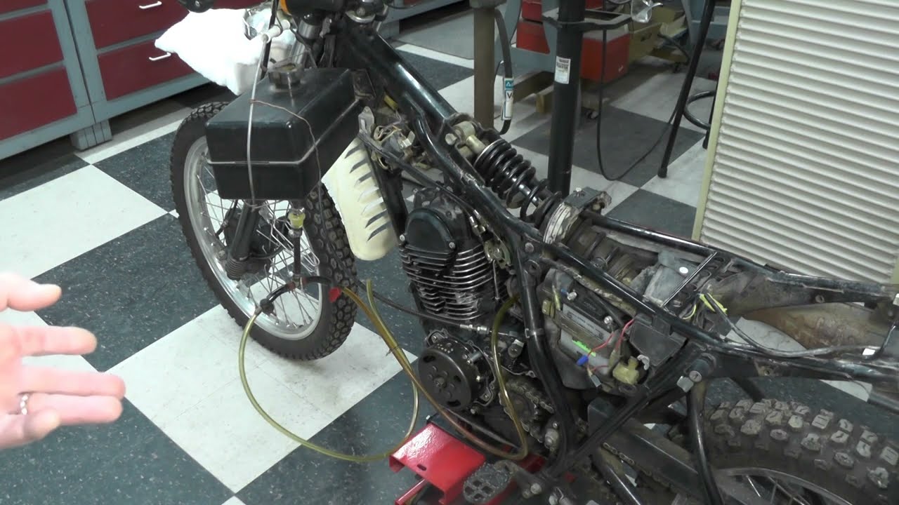 Yamaha XT250 Repair, Pt 2 --- Video #362