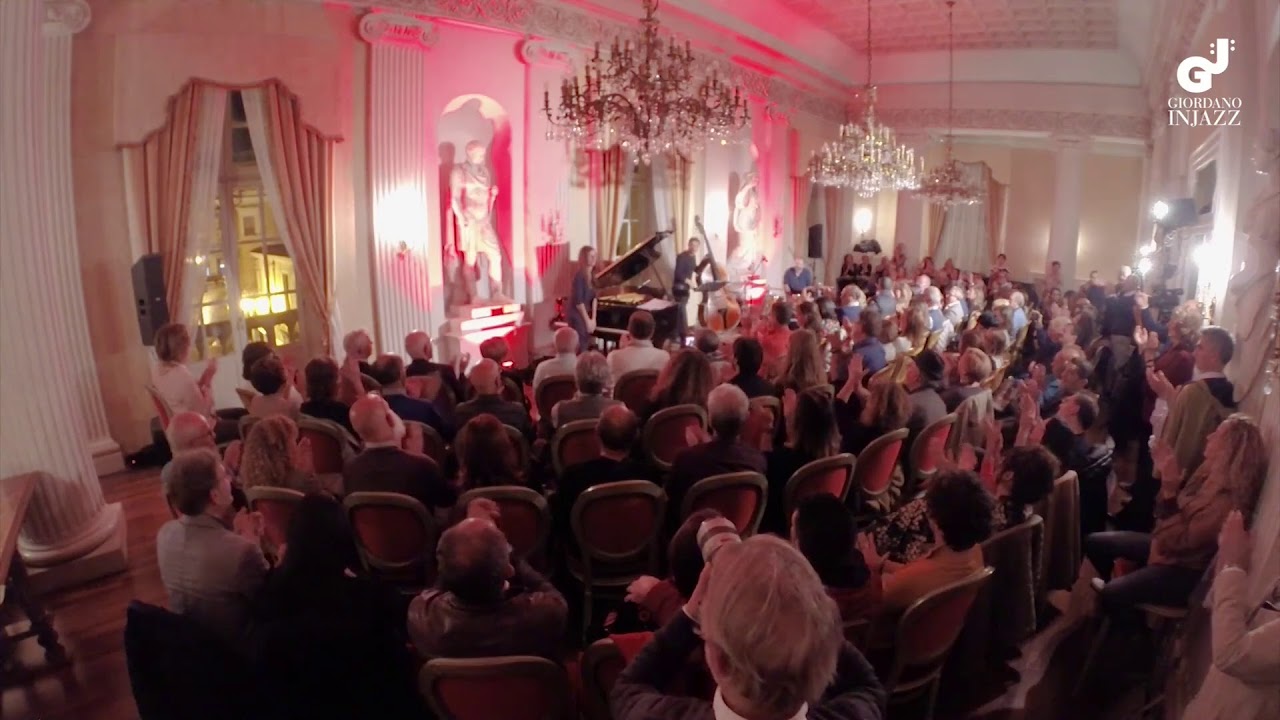Elisabetta Serio in trio