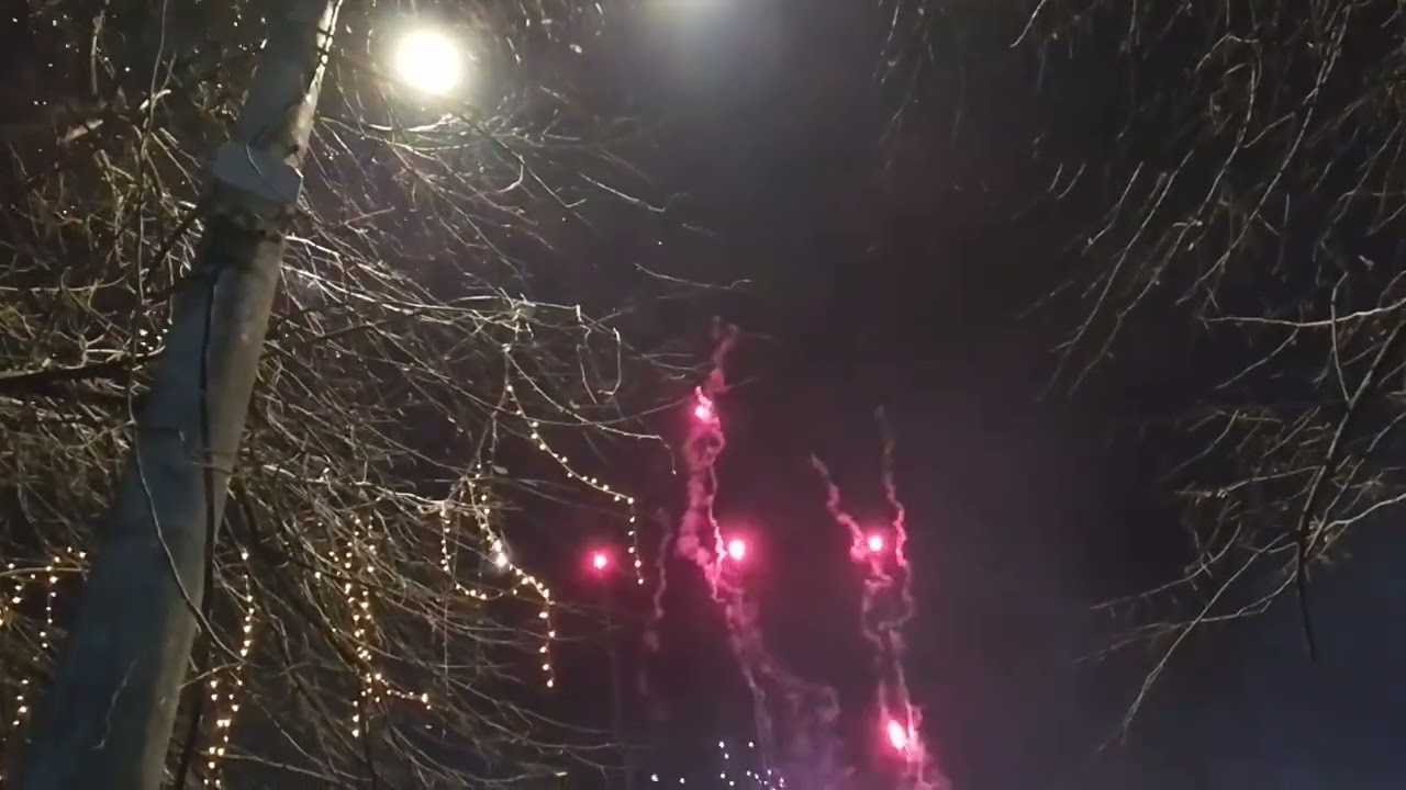 The new year with my girlfriend Angela ! Anul nou împreună cu iubita mea Angela ! 2025-2026