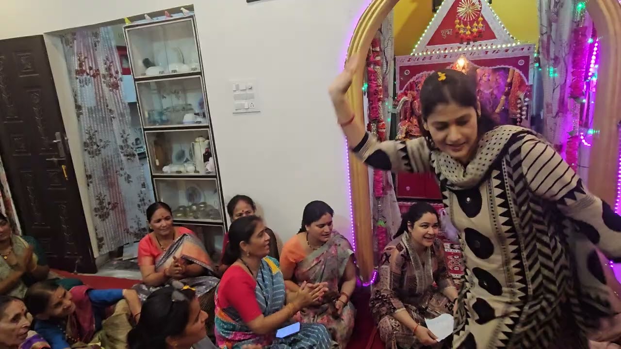 Matarani ka sunder pahadi bhajan #trending #foryou #khushijoshisong #mataraniarti #dance #song 