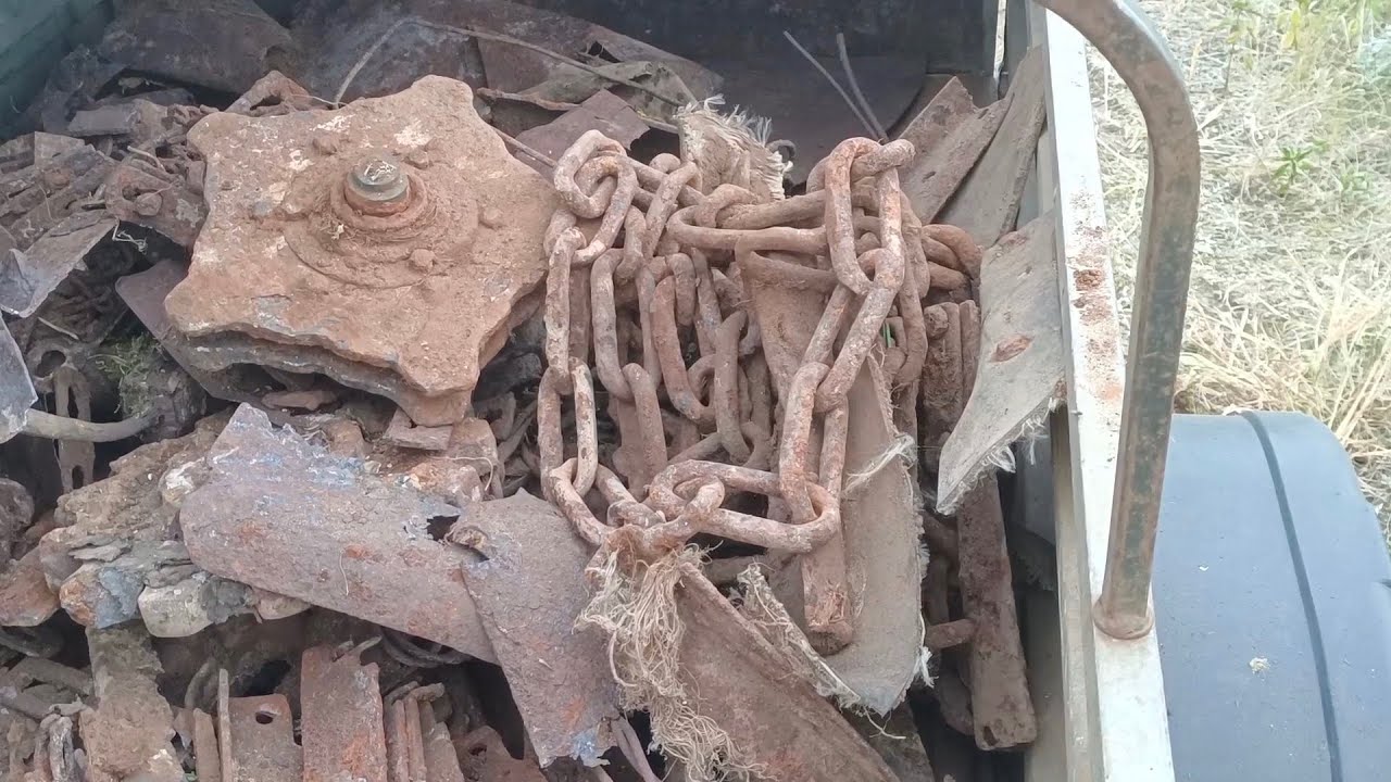 Металлокоп на заброшенной ферме с хорошим результатом.