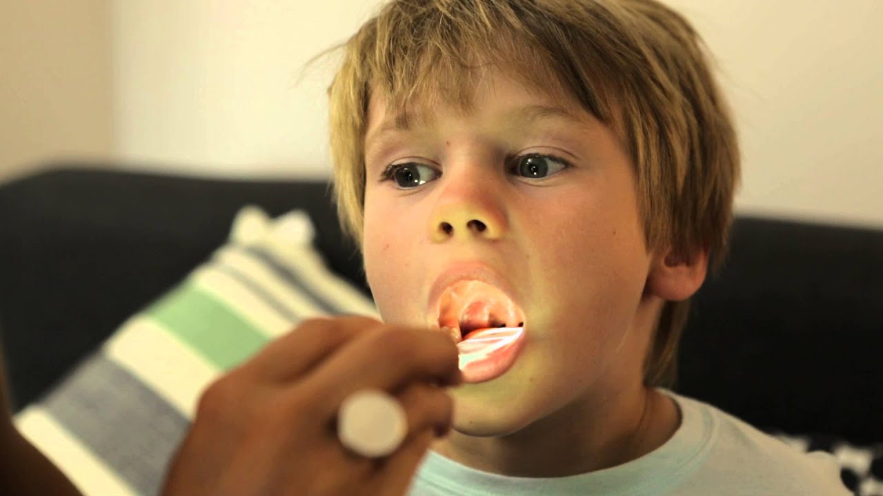 Sick Child? Sore Throat? Throat Scope (US)