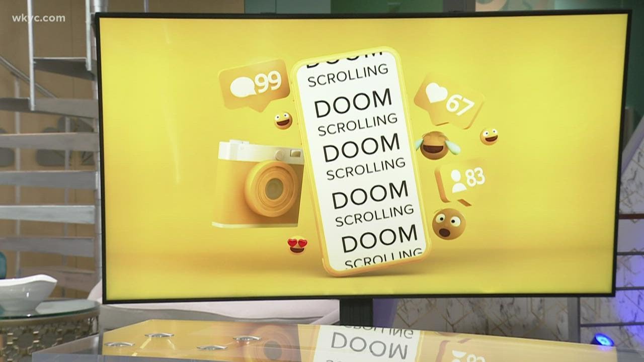 Mental dangers of doomscrolling on your smart phone