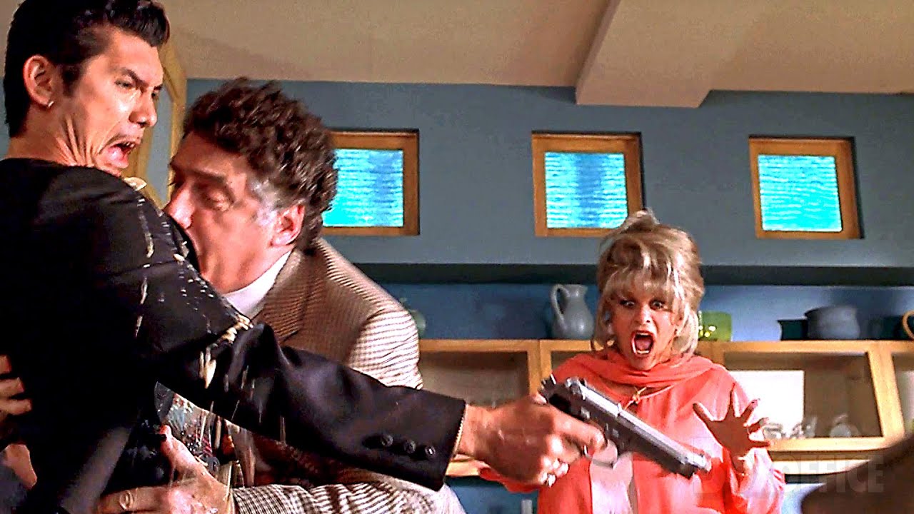 He puked on a trained assassin | The Big Hit | CLIP
