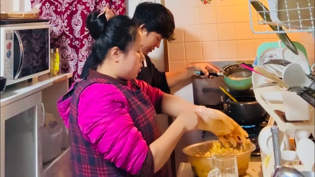 Nitagyan channels is live! Homemade Tenpura or pyagi Nepali food 