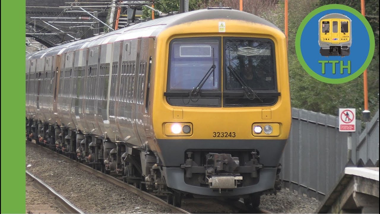Trains at Wylde Green