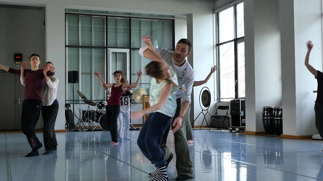 Cours professionnel de danse contemporaine Fabio Crestale CND