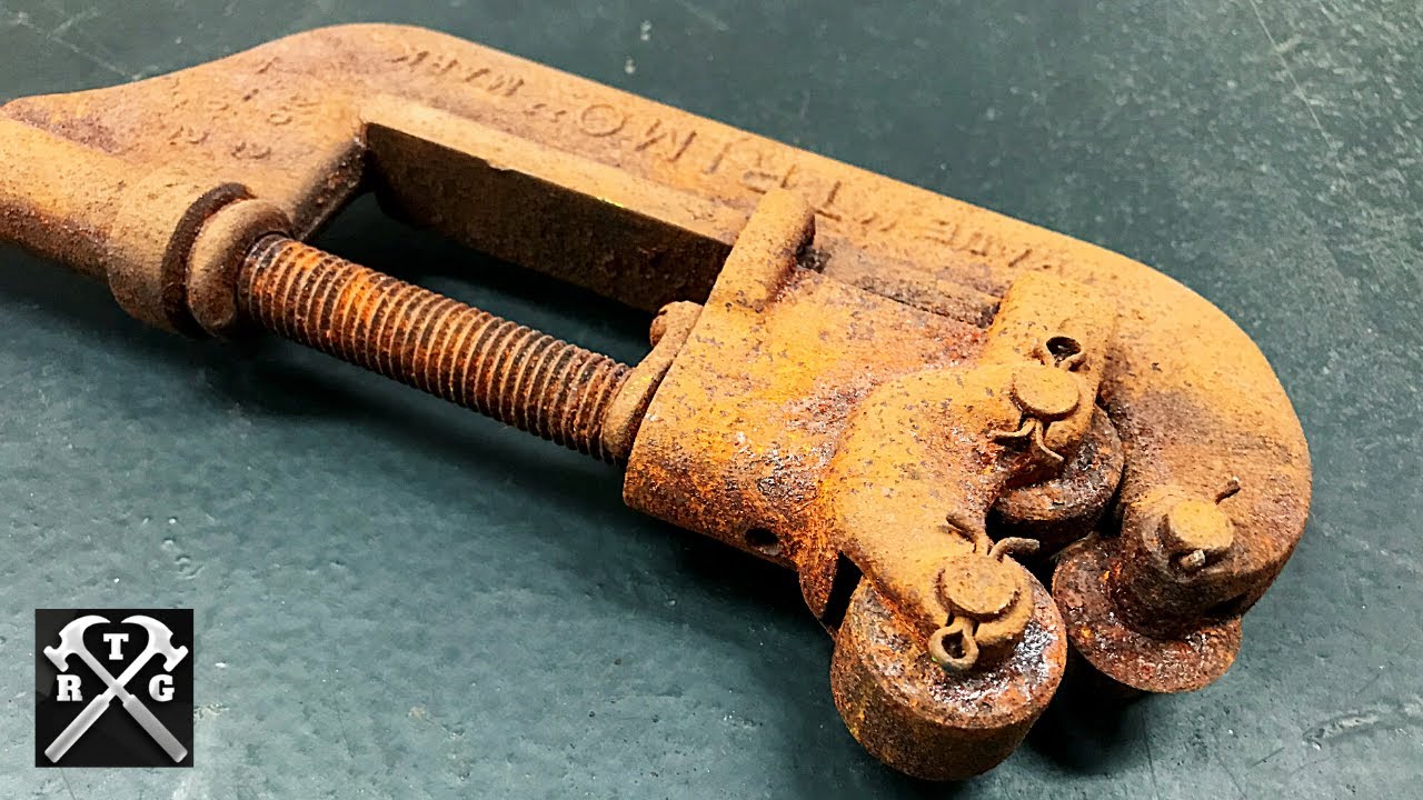 Totally Rusted Pipe Cutter Restoration - Tool Restoration