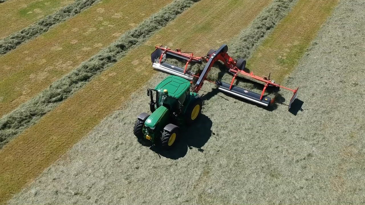 Kuhn Merge Maxx belt rake!