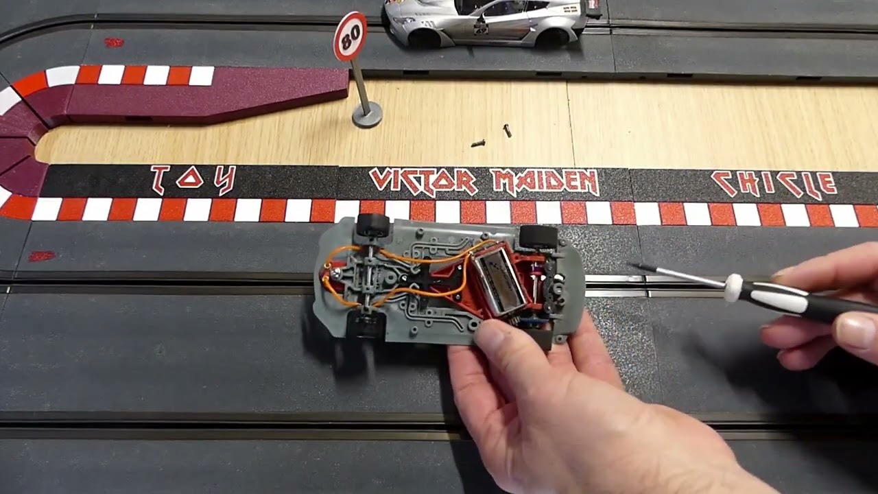 352 Callaway de Scaleauto con material de competición